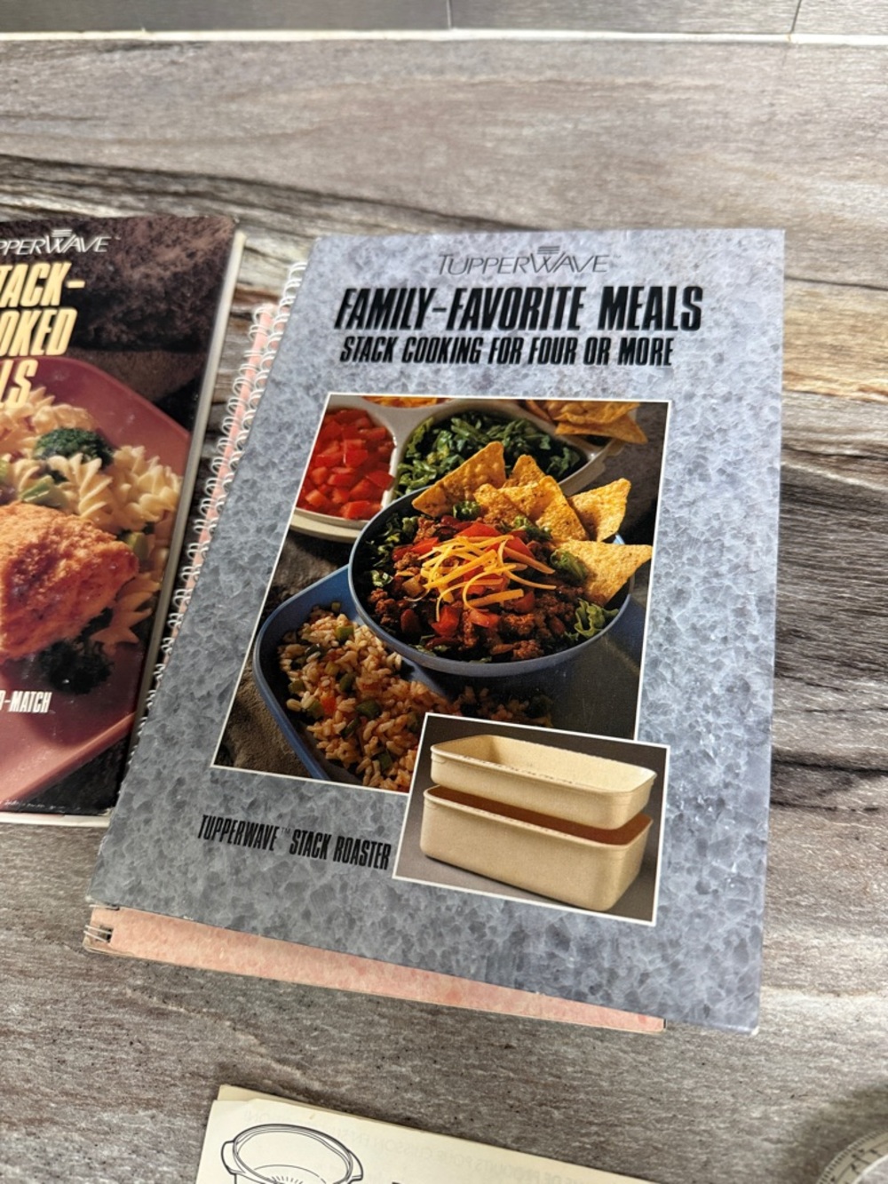 Vintage Tupperware Stack Cooker Cook Books and Spice Labels - Picture 5 of 8